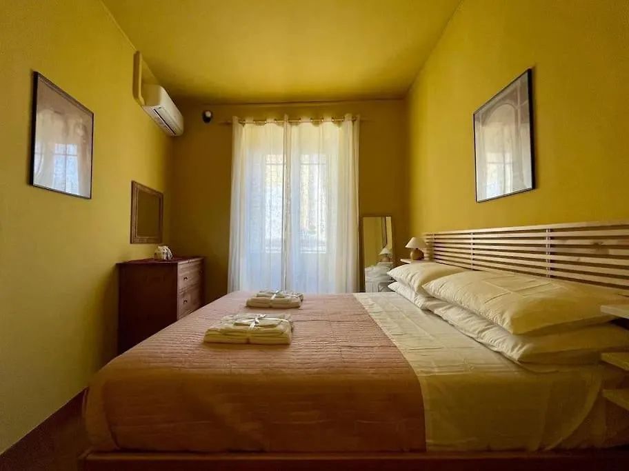 Spaccanapoli Top, Your House In The Old Town Apartment 0*, Naples Italy