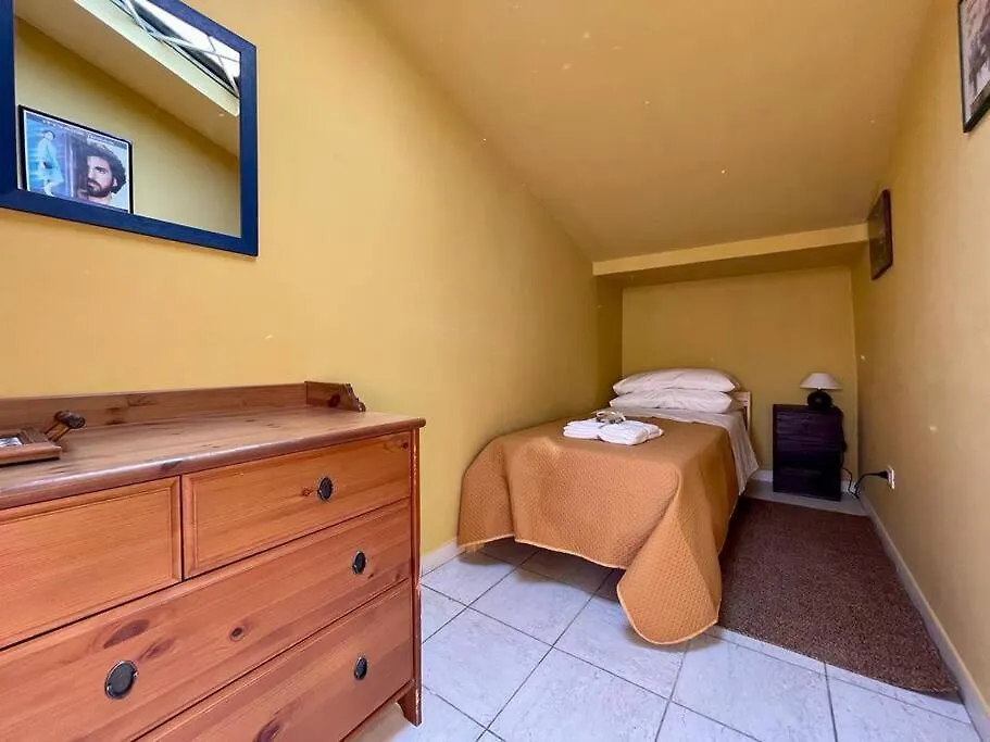 Spaccanapoli Top, Your House In The Old Town Apartment 0*, Naples Italy