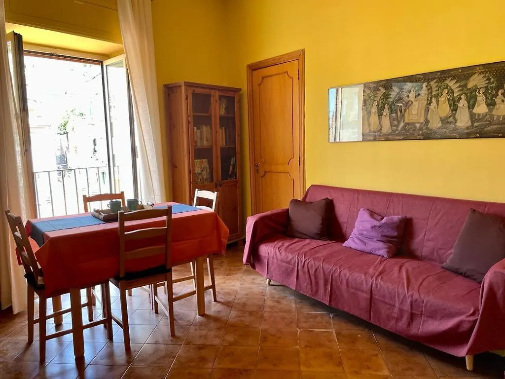 Spaccanapoli Top, Your House In The Old Town location